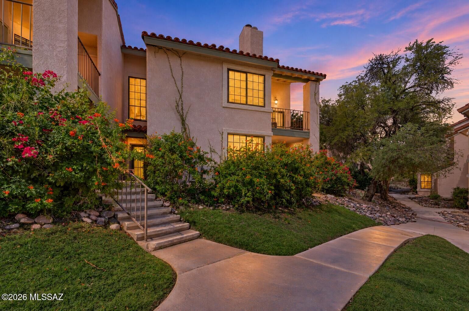 Property Photo:  6470 N Tierra De Las Catalinas 97  AZ 85718 