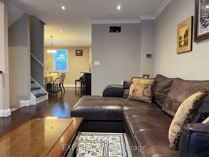 Property Photo:  1776 John Street 56  ON L3T 1Y9 