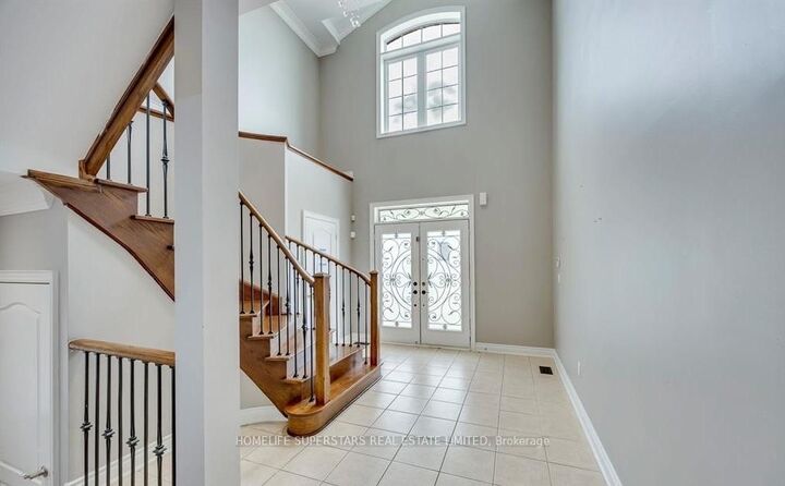 Property Photo:  26 Maybeck Drive  ON L6X 0Z1 