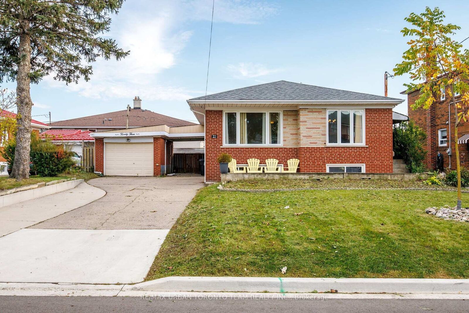 Photo de la propriété:  23 Wishart Place  ON M3L 1P9 