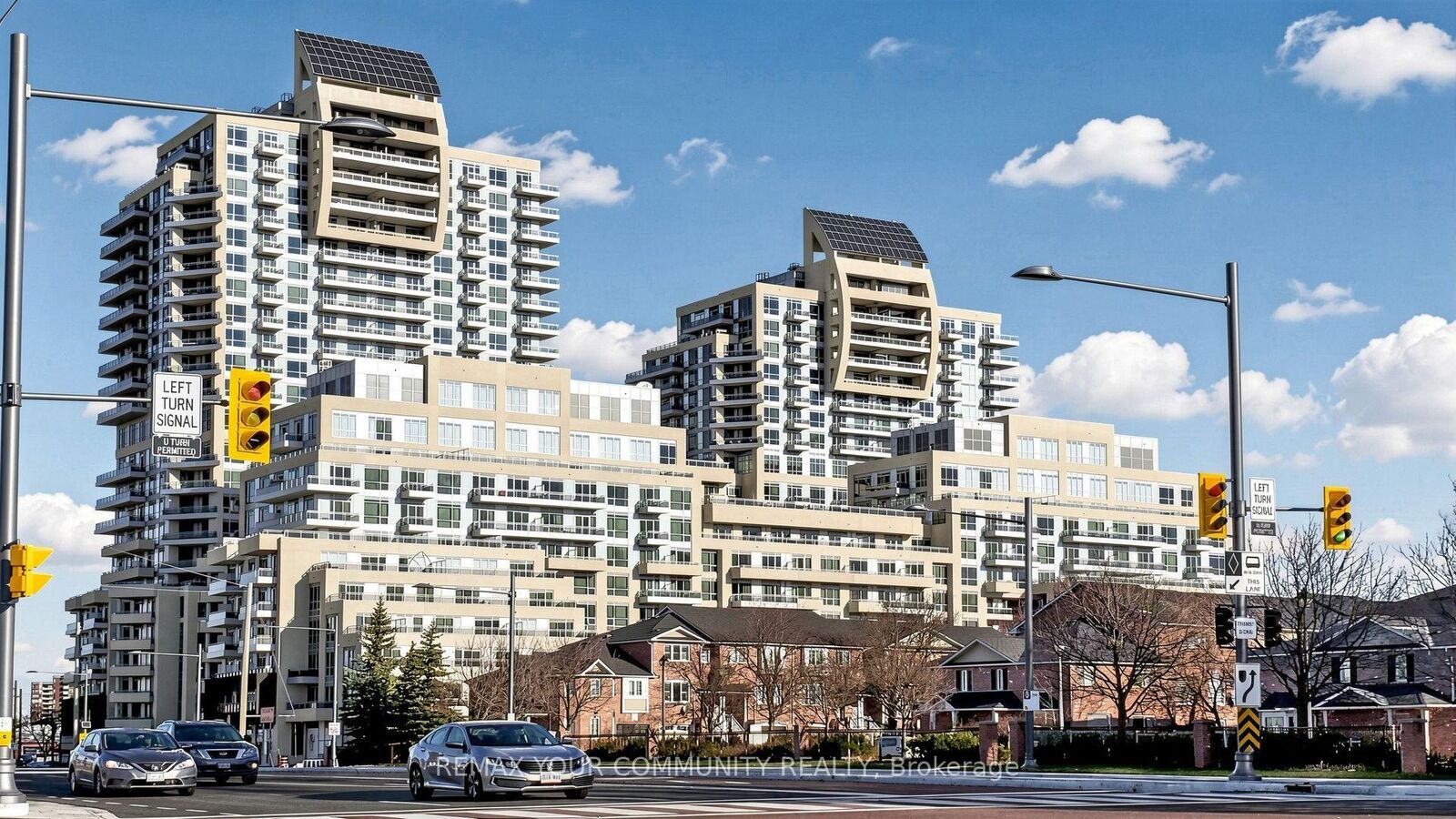 Photo de la propriété: 9201 Yonge Street 619 ON L4C 6Z2