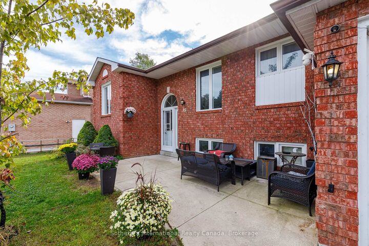 Property Photo:  15 Port Royal Trail  ON L9Z 1H7 