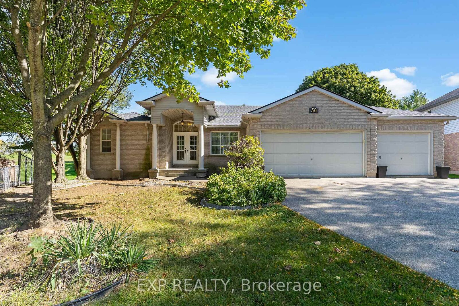 Property Photo:  36 Virginia Street  ON L3C 7A4 
