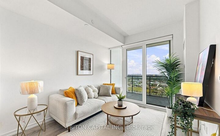 Property Photo:  7890 Jane Street 3101  ON L4K 0K9 
