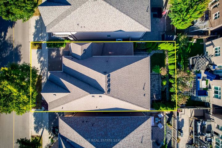 Property Photo:  144 North Park Boulevard  ON L6M 0W6 