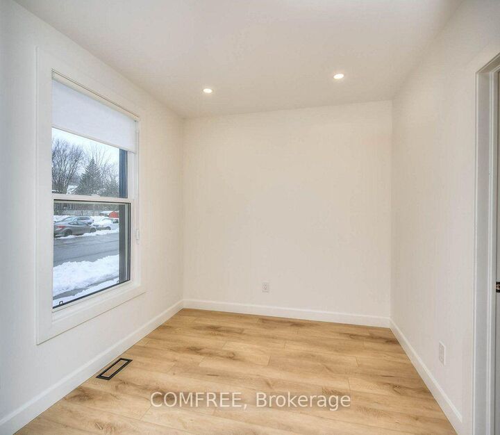 Property Photo:  2 Esson Street  ON N2M 2T9 