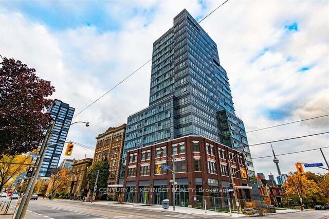 Property Photo:  231 College Street 502R  ON M5T 1R4 