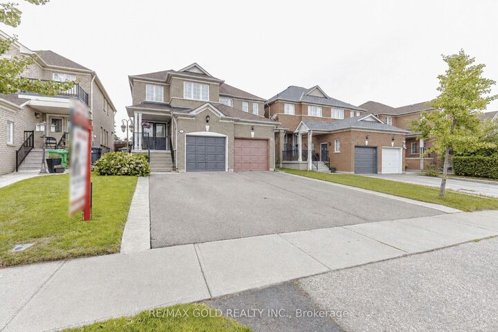 Property Photo:  36 Summerdale Crescent  ON L6X 4V8 