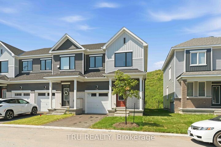 Property Photo:  706 Expansion Road  ON K2J 7G4 