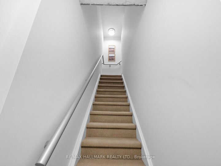 Property Photo:  333 Adelaide Street E 728  ON M5A 4T4 