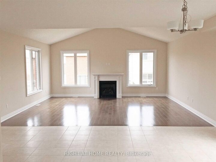 Property Photo: 42 Booth Lane ON L4N 0S4