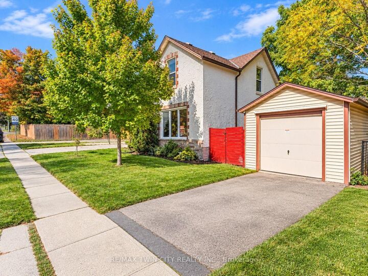 Photo de la propriété:  116 Victoria Avenue  ON N1S 1X9 
