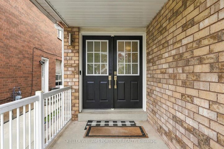 Property Photo:  5723 Keldrew Avenue  ON L5M 7B9 
