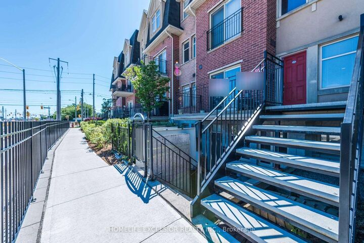 Property Photo:  1837 Eglinton Avenue E 226  ON M4A 2Y4 