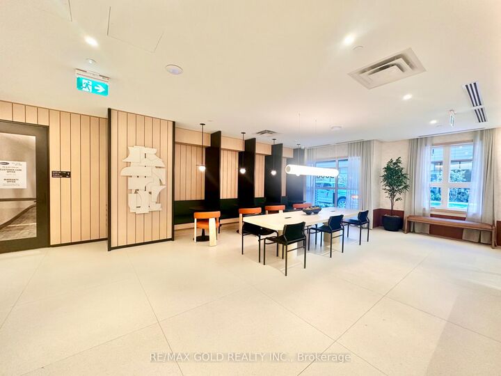 Property Photo:  3008 William Cutmore Boulevard 605  ON L6H 8E7 