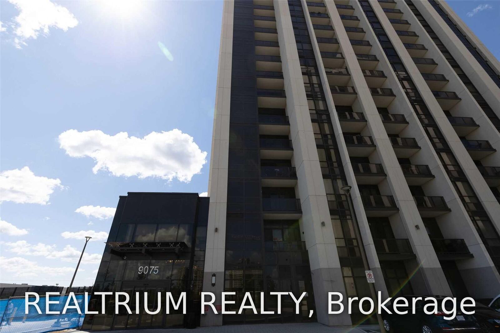 Property Photo:  9075 Jane Street 1407  ON L4K 0L7 