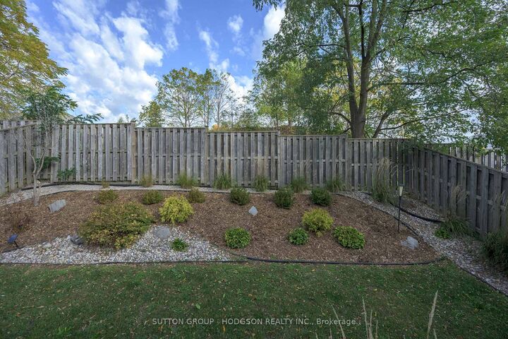 Property Photo:  2615 Colonel Talbot Road 8  ON N6K 5B4 