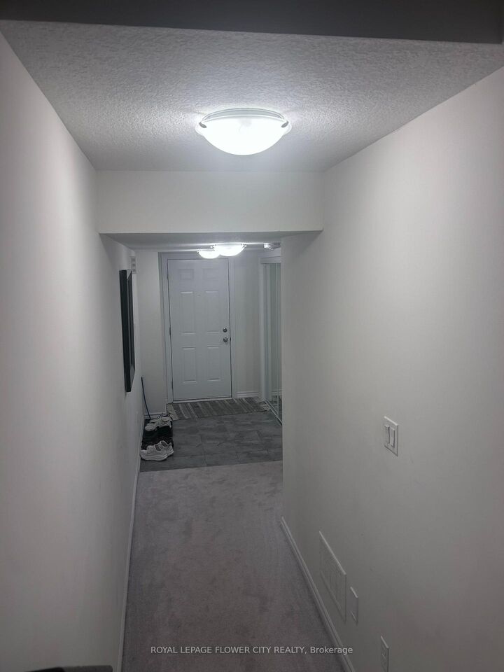 Property Photo:  88 De Corso Drive 11  ON N1L 0A1 