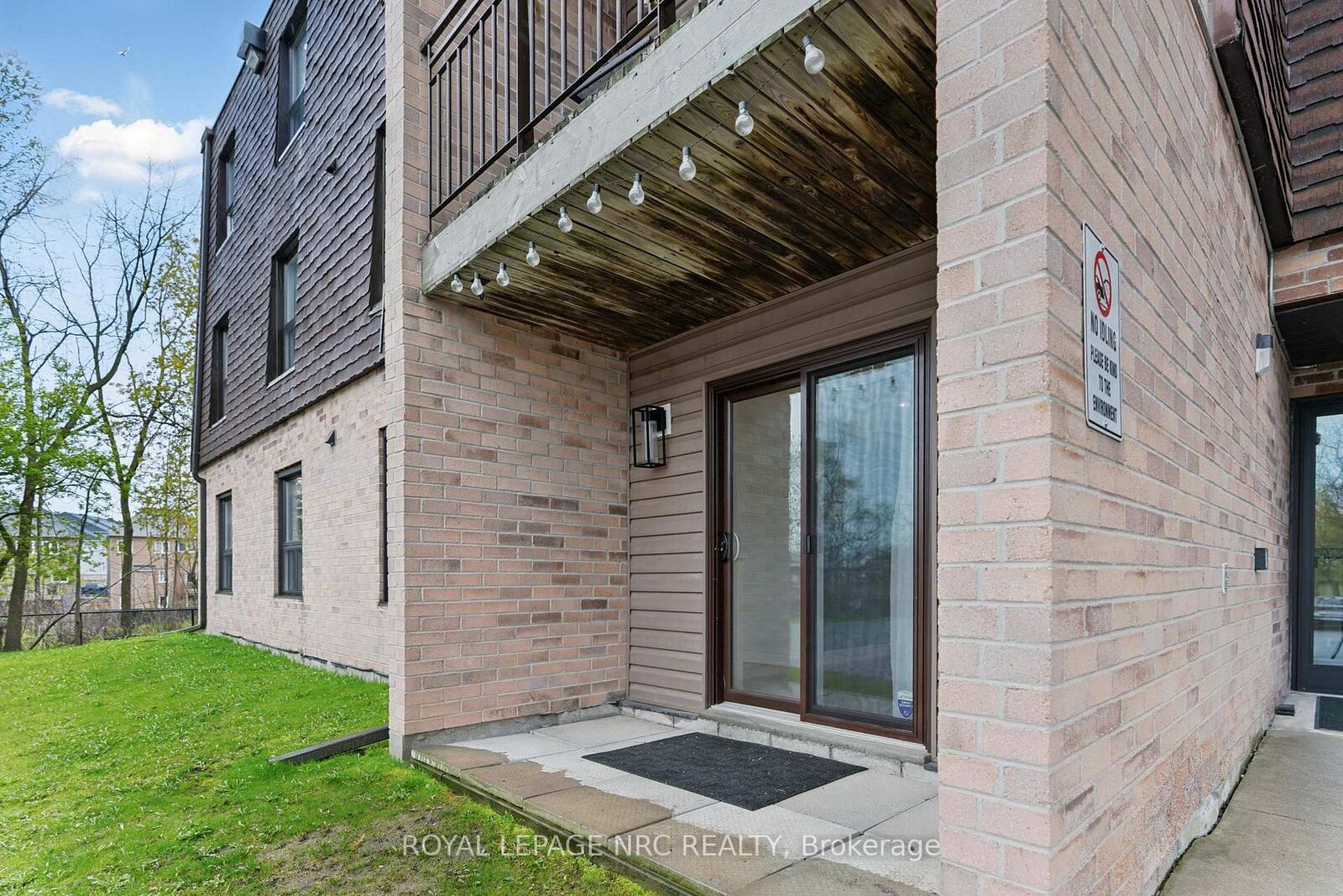 Property Photo:  4209 Hixon Street 113  ON L3J 0K2 