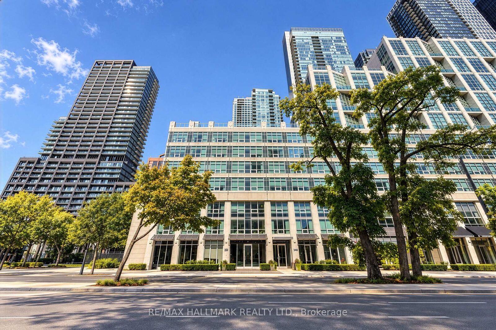 Property Photo:  350 Wellington Street W M05  ON M5V 3W9 