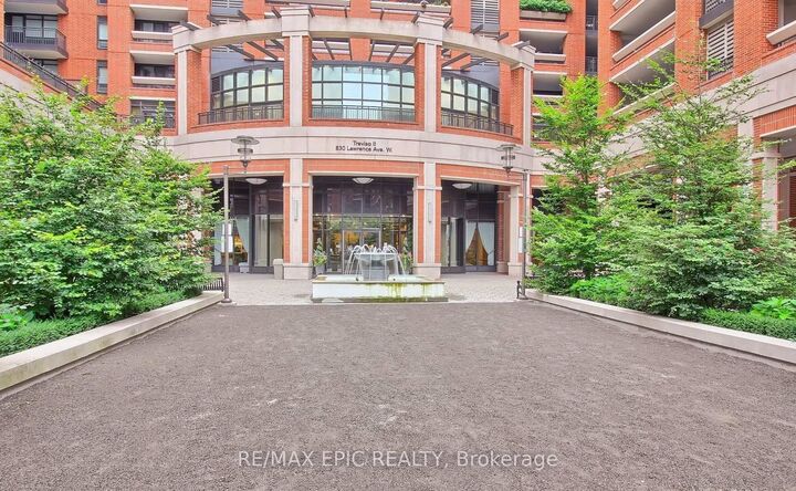 Property Photo: 830 Lawrence Avenue W 1203 ON M6A 1C3
