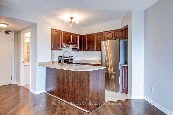 Property Photo:  220 Forum Drive 408  ON L4Z 4K1 