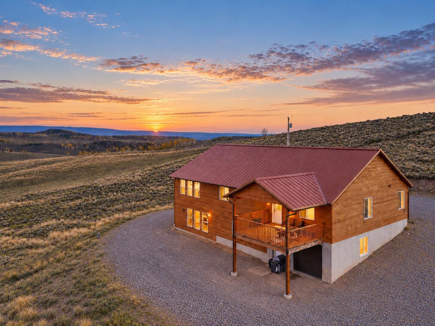 Property Photo: 2033 W Sleepy Sage Ln UT 84701