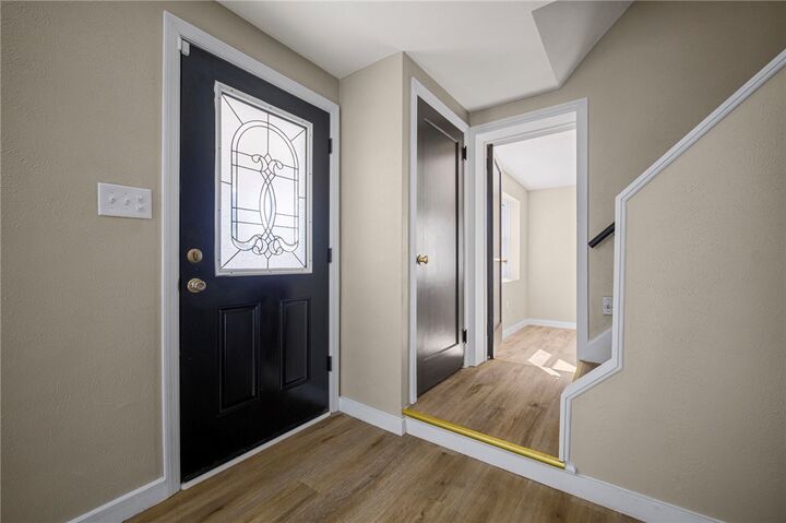 Property Photo:  418 Pennwood Dr  PA 15235 