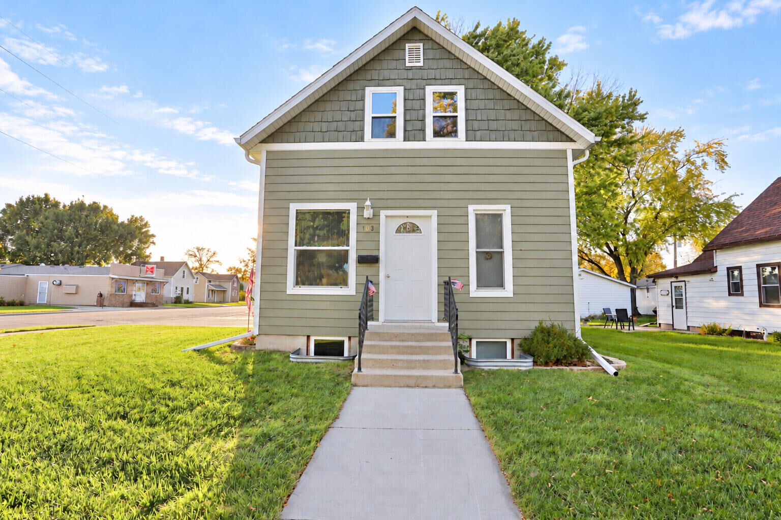 Property Photo:  103 N Penn Street  SD 57401 