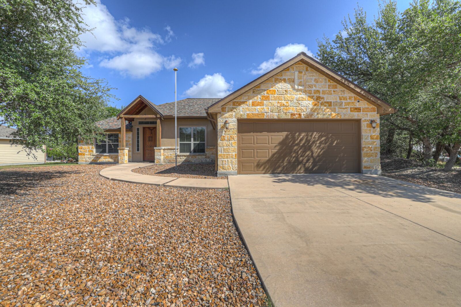Property Photo:  1184 Summit Bluff  TX 78133 