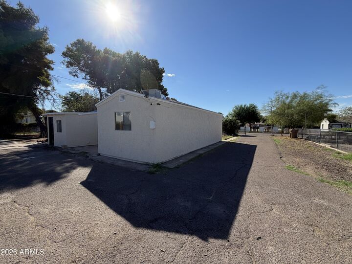 Property Photo:  2230 W Morten Avenue  AZ 85021 