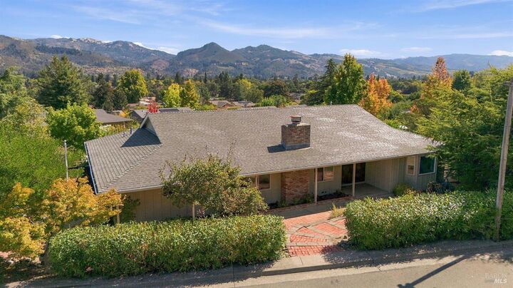 Property Photo:  416 Oak Vista Drive  CA 95409 
