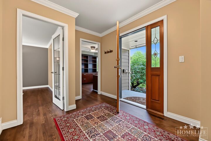 Property Photo:  14564 18A Avenue House  BC V4A 8A4 