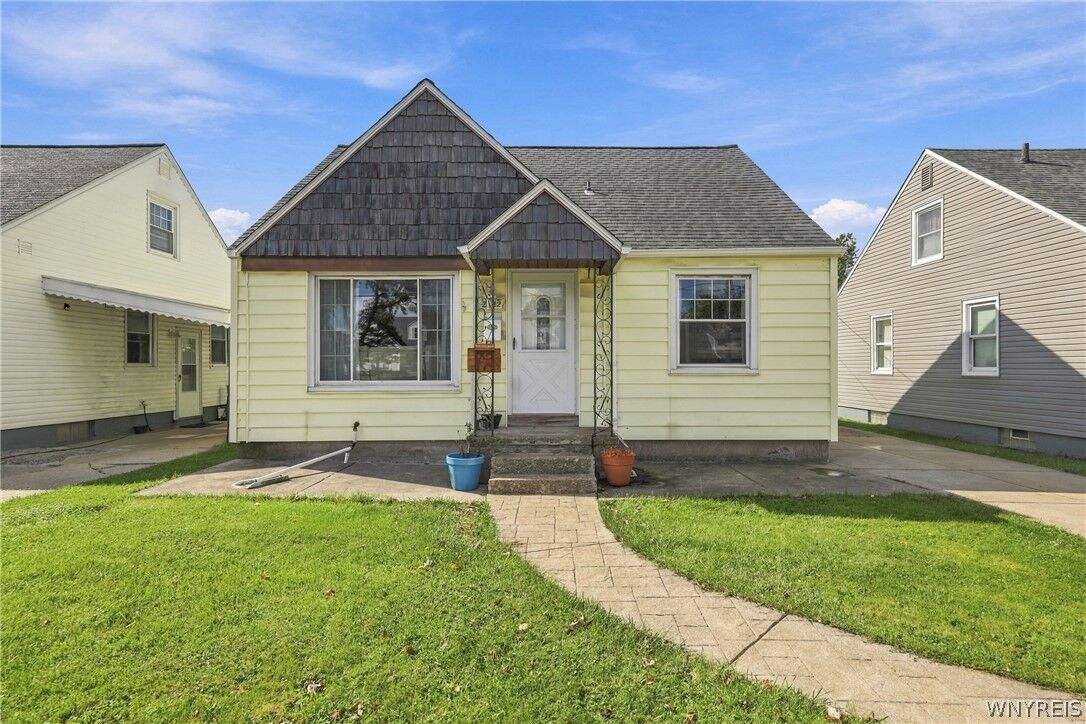 Property Photo:  2422 Eggert Road  NY 14150 