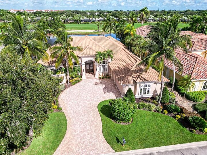 Property Photo: 22250 Banyan Hideaway Dr FL 34135