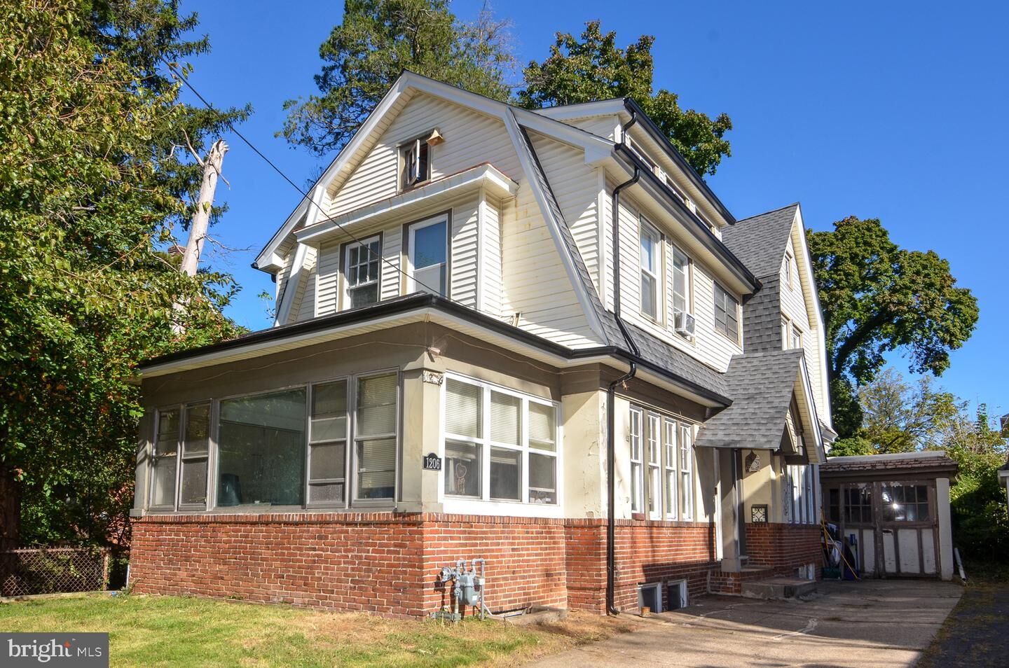 Property Photo: 1206 Stuyvesant Avenue NJ 08618