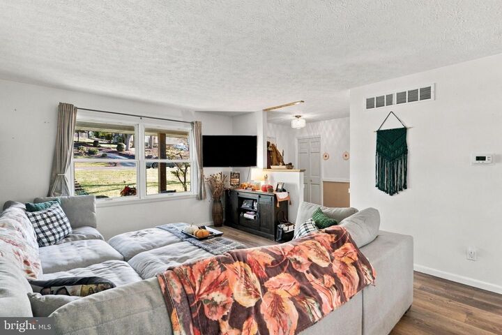 Property Photo: 14102 Cedarwood Drive SW MD 21502