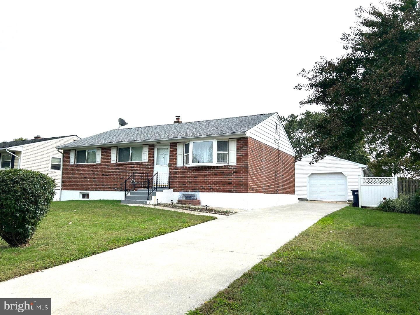 Property Photo:  373 N School Lane  DE 19977 