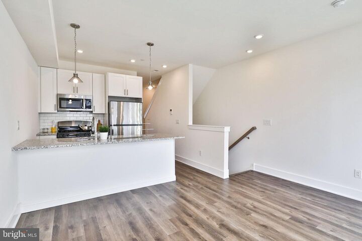 Property Photo:  1709 S 4th Street A2  PA 19148 