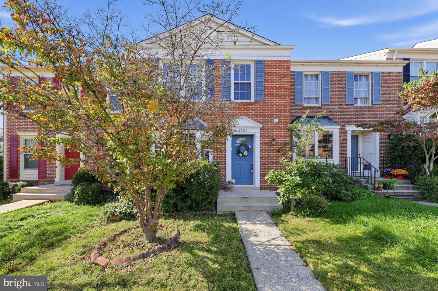 Property Photo: 12517 Manchester Way VA 22192