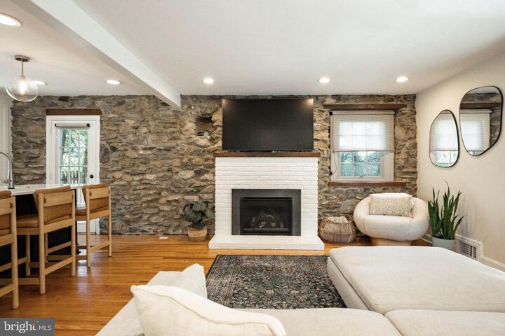 Property Photo:  417 Shortridge Drive  PA 19096 