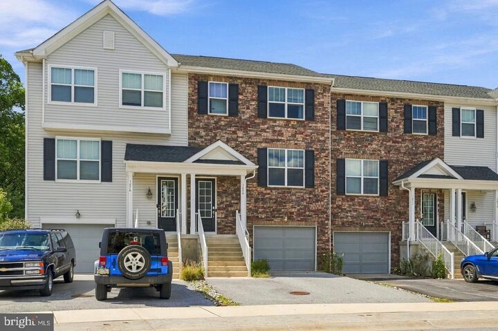 Property Photo:  1874 Boulder Drive  PA 19335 
