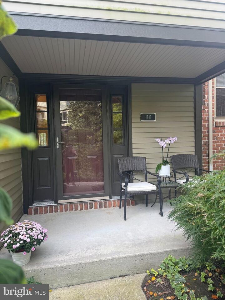 Property Photo:  1111 Galway Court  PA 17036 