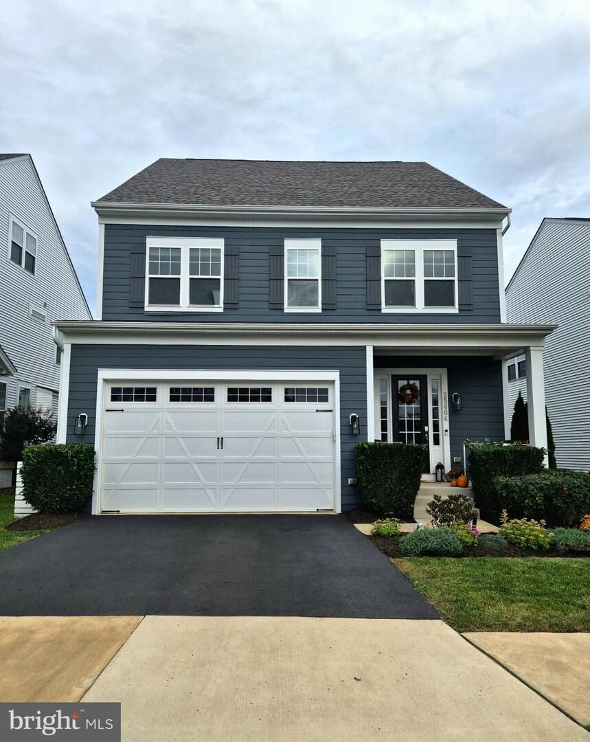 Property Photo: 25604 Harvest Hills Drive VA 20152