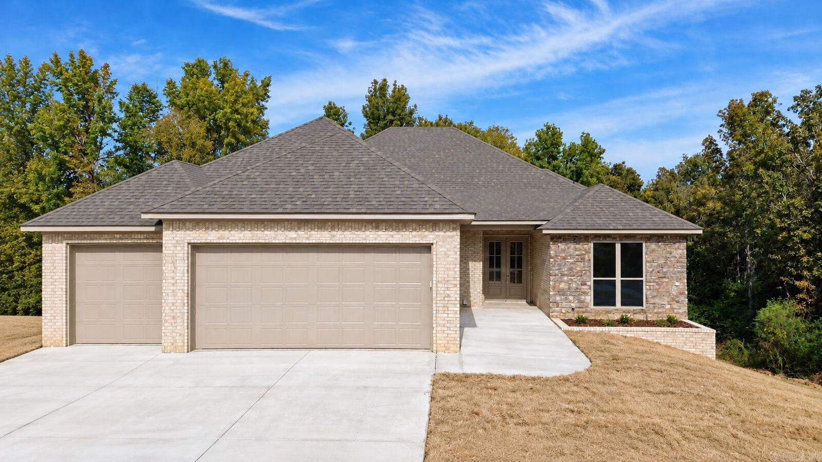 Property Photo: 131 Riverstone Cove AR 72120