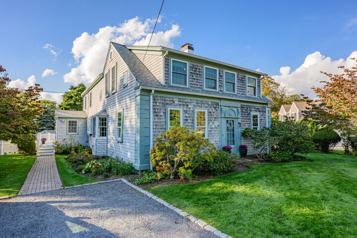 Property Photo: 4 Wyndymere Road MA 02646