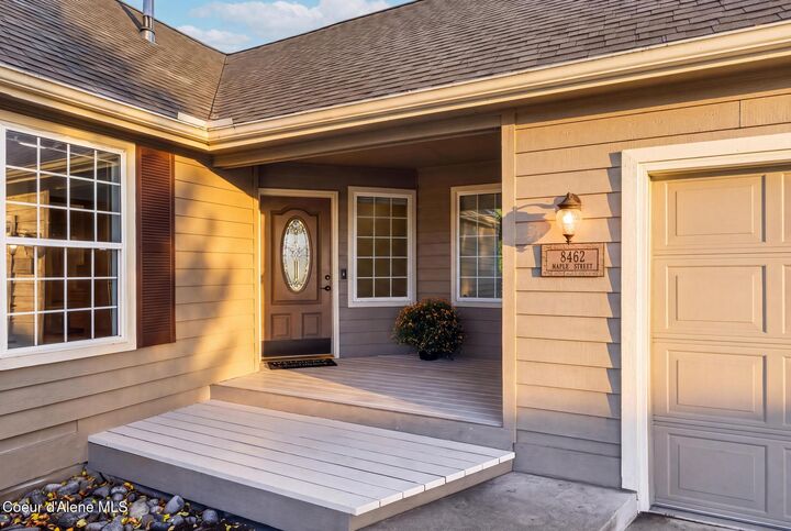 Property Photo:  8462 N Maple St  ID 83835 