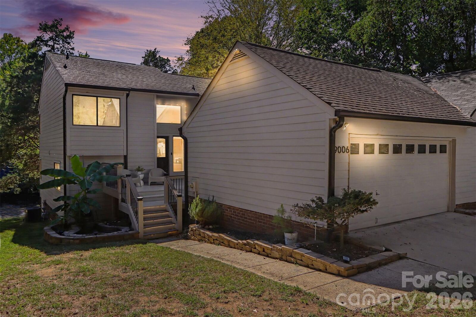 Property Photo:  9006 St Croix Lane  NC 28277 