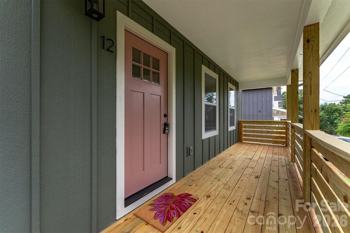 Property Photo: 12 Crestfield Avenue NC 28804