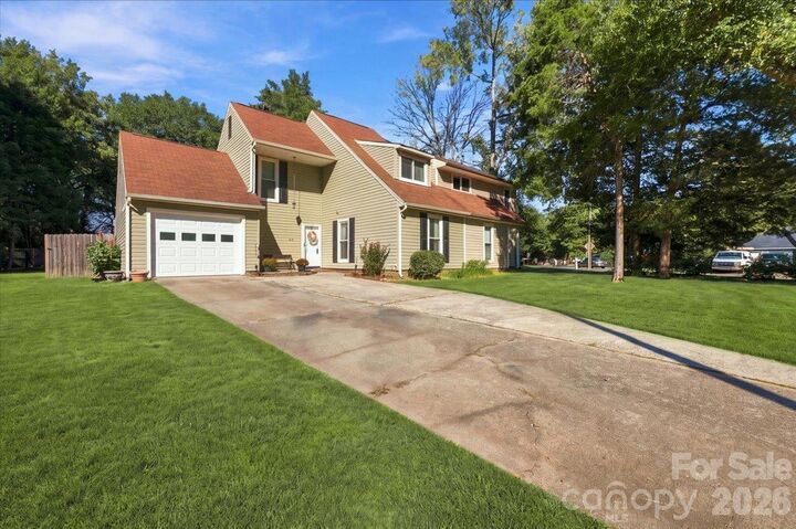 Property Photo:  10905 Rail Tye Place  NC 28134 